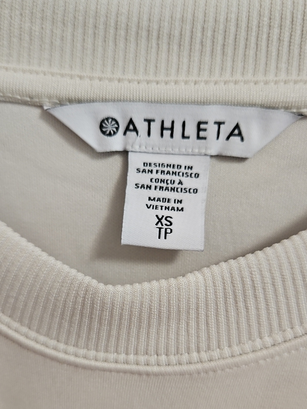 NWT Athleta Seasoft Rib Crewneck Sweatshirt - Picture 3 of 6
